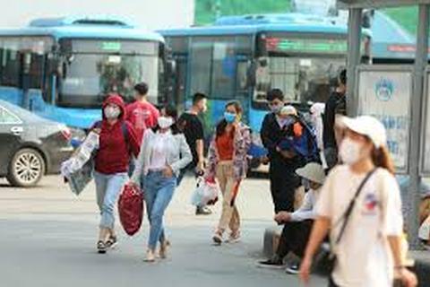 Tất cả người dân khi quay trở lại Hà Nội sau kỳ nghỉ Lễ 30/4 và 1/5 bắt buộc phải khai báo y tế